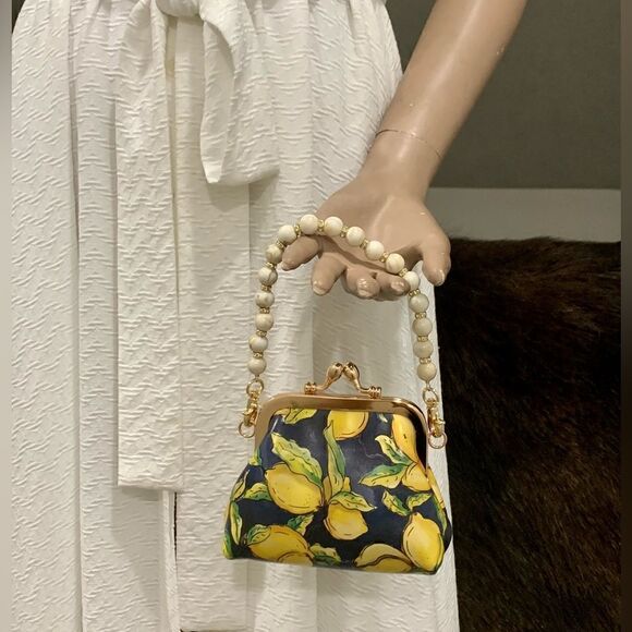 Handmade Genuine Cowhide Lemon Print Kisslock wallet/Wristlet/Coin purse - Picture 5 of 13